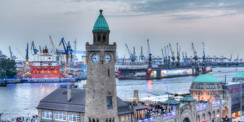 Panorama Hamburg Blue Port 2014 - JA032141 (HDR)